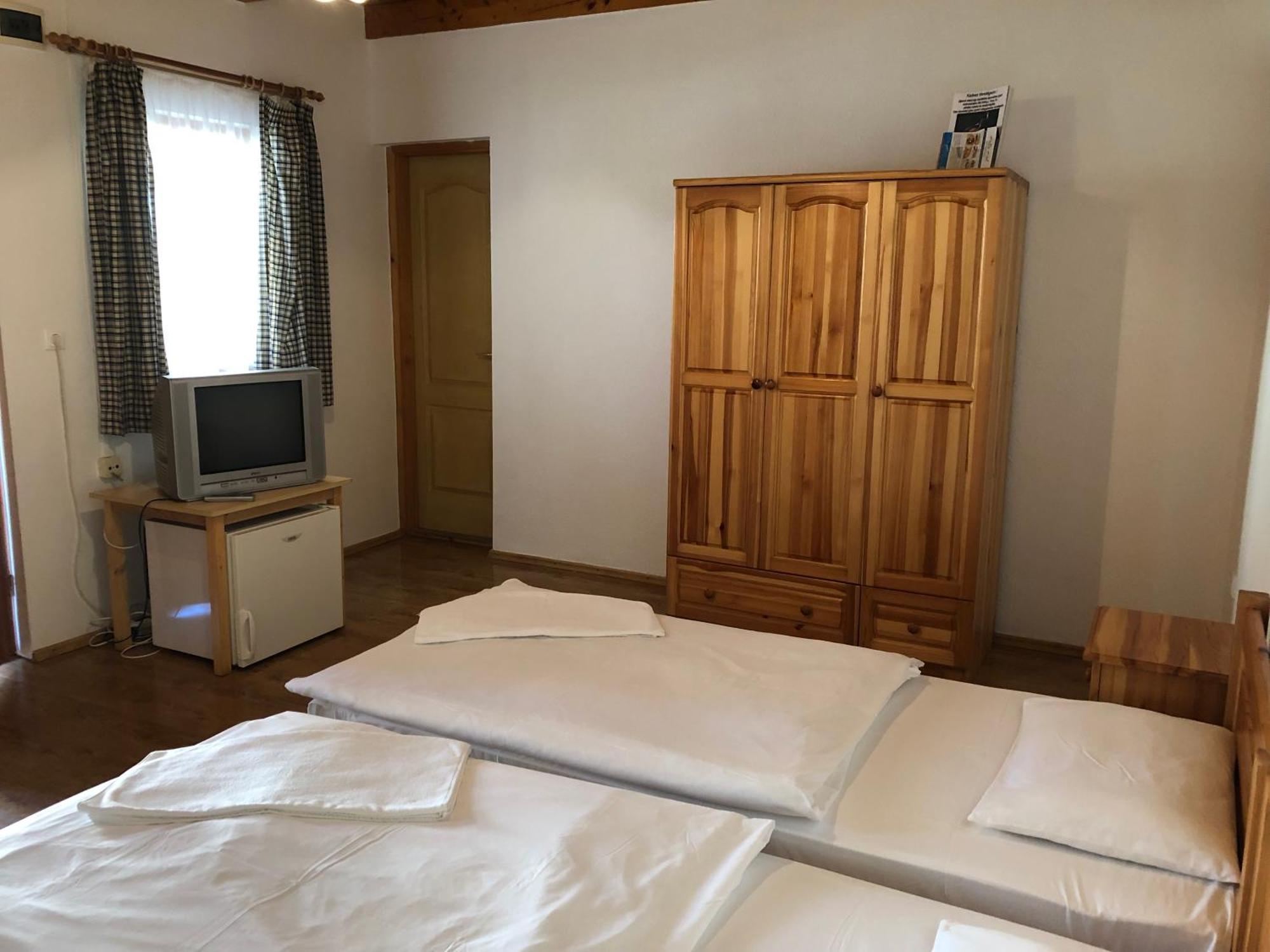 Tisza-Kert Vendeghaz -Tisza-Kert Vendeghaz II Hotel Tiszafured Luaran gambar